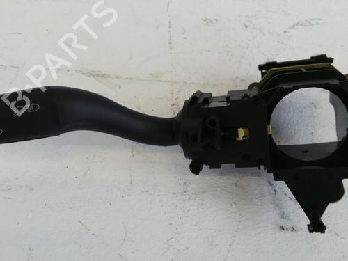 Mando intermitentes / limpia AUDI A6 C6 Avant (4F5) 2.7 TDI (180 hp) 31779405