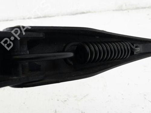 Front windshield wiper arm BMW 1 (E81) 120 d | BP31781068C143