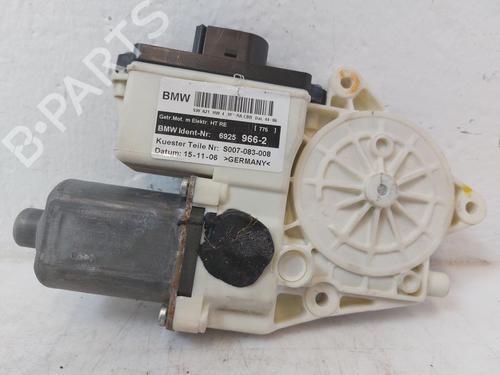 Used Right rear window motor BMW X3 (E83) xDrive 35 d (286 hp) 31789392