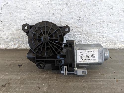 Used Right front window motor VW UP! (121, 122, BL1, BL2, BL3, 123) 1.0 (60 hp) 31782395