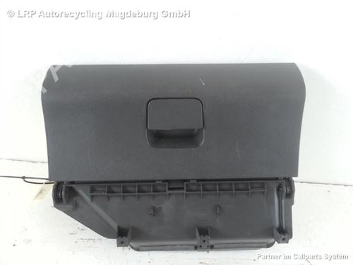 Used Glove box VW POLO IV (9N_, 9A_) 1.4 TDI (75 hp) 31778963