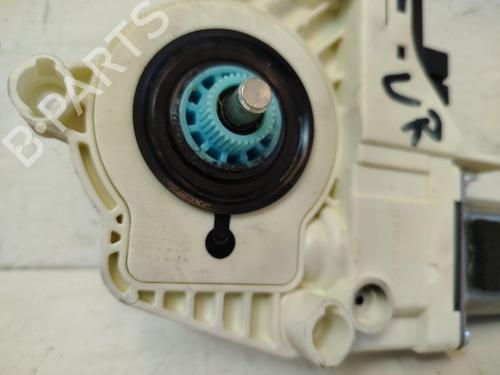 Right front window motor AUDI A5 (8T3) 2.7 TDI | BP31790784E20