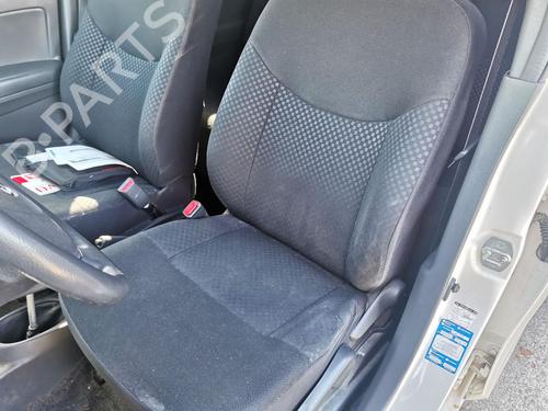 Andre DAIHATSU MATERIA (M4_) 1.3 (91 hp) 31959237