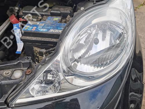 Venstre forlygte PEUGEOT 107 (PM_, PN_) 1.0 (68 hp) 31958924