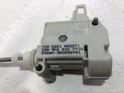 Electronic module NISSAN PRIMERA Hatchback (P11) 1.8 16V | BP31786755M83