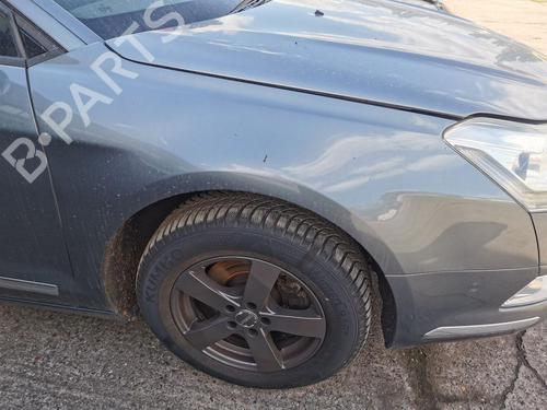 right-front-fenders-citroen-c5-iii-break-rw_-2008-2009-2010-2011-2012-2013-2014-2015-2016-2017-31790199 main image