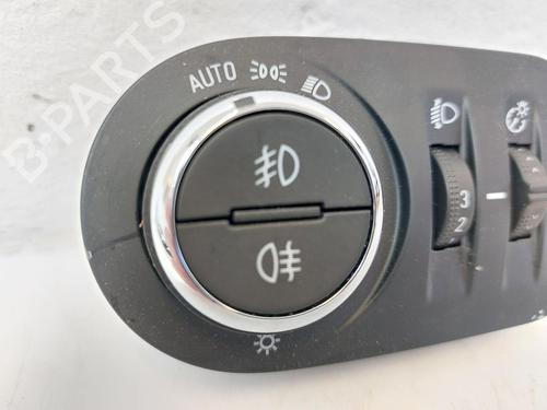 Headlight switch OPEL CORSA F (P2JO) 1.2 (68) | BP31789034I24