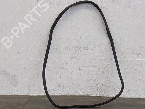 Used Rubber door seal SKODA YETI (5L) 1.8 TSI 4x4 (160 hp) 31783703