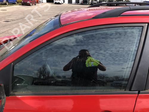 Used Front left door window Front left door window RENAULT MEGANE II Estate (KM0/1_) 1.6 16V (112 hp) 33833909 33833909