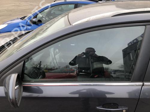 Used Front left door window Front left door window OPEL VECTRA C Estate (Z02) 1.8 (F35) (140 hp) 33411157 33411157
