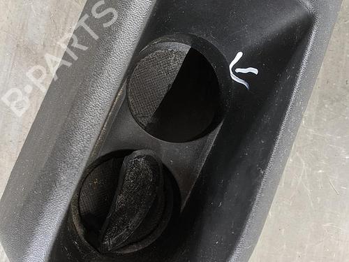 Armrest / Center console PEUGEOT 208 I (CA_, CC_) 1.2 VTI 82 | BP31784999I20 