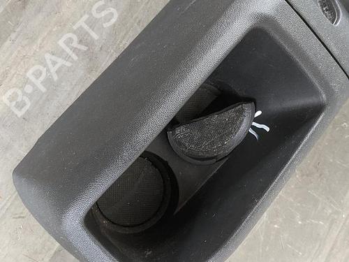 Armrest / Center console PEUGEOT 208 I (CA_, CC_) 1.2 VTI 82 | BP31784999I20 