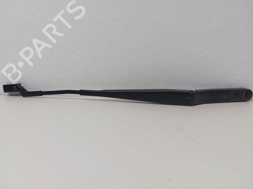 front-windshield-wiper-arm-vw-golf-viii-variant-cg5-db5-2020-31791407 main image