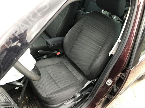 Sæde venstre fortil Sæde venstre fortil SKODA ROOMSTER (5J7) 1.2 TSI (86 hp) 35918003 35918003