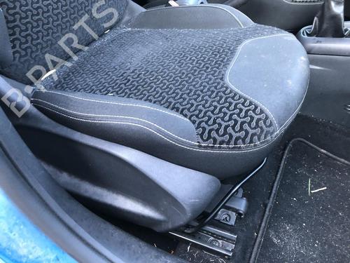 Right front seat CITROËN C3 II (SC_) 1.4 | BP31958988C16