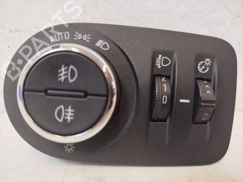 Forlygtekontakt OPEL ASTRA K Sports Tourer (B16) 1.6 CDTi (35) (110 hp) 31790818