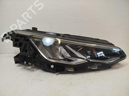 Højre forlygte VW GOLF VIII Variant (CG5, DB5) 1.0 TSI (110 hp) 31789732