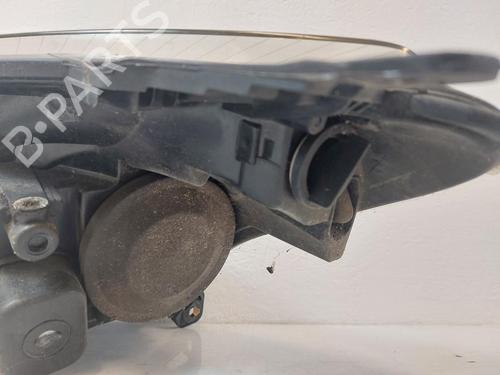 Right headlight OPEL ASTRA H Estate (A04) 1.9 CDTI 16V (L35) | BP31789224C29 