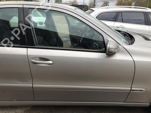 Used Right front door MERCEDES-BENZ E-CLASS (W211) E 200 Kompressor (211.042) (163 hp) 31959438