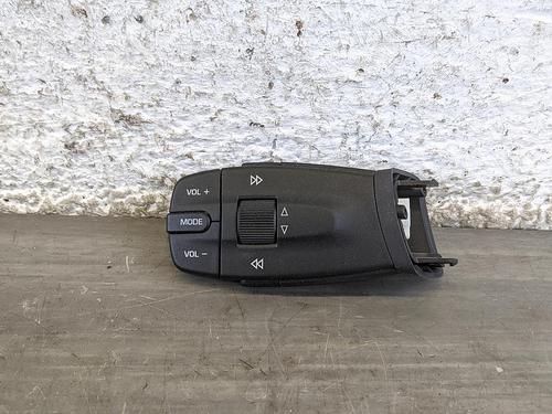 Used Switch SEAT IBIZA IV SC (6J1, 6P5) 1.6 TDI (105 hp) 31784068