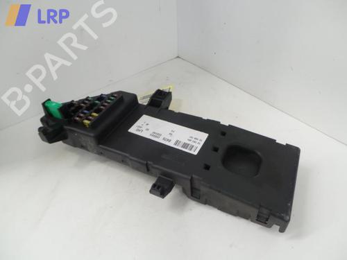 Sikringsdåse OPEL VECTRA C Estate (Z02) 2.2 direct (F35) (155 hp) 31776384