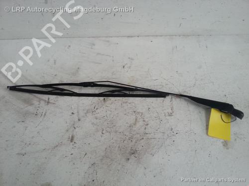 Used Front windshield wiper arm RENAULT KANGOO Express (FC0/1_) 1.2 16V (FC05, FC0W, FC1D, FC1P, FC1K, FC0T) (75 hp) 31777212