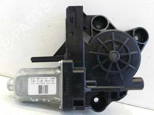 Motore alzacristalli posteriore destro VOLVO V70 III (135) D5 (185 hp) 31780399