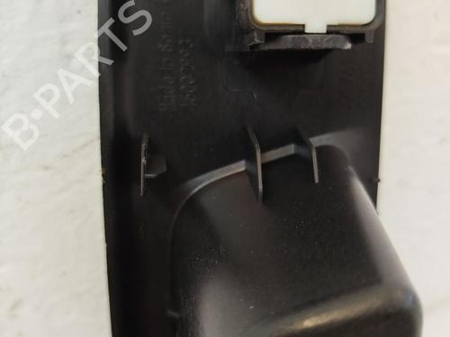 Left rear window switch OPEL CORSA F (P2JO) 1.2 (68) | BP31789042I29