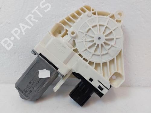 Used Right front window motor TESLA MODEL Y (5YJY) EV All-wheel Drive (450 hp) 31789164