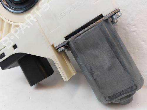 Right front window motor TESLA MODEL Y (5YJY) EV All-wheel Drive | BP31789164E20 