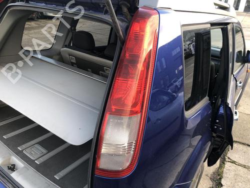 Used Right taillight NISSAN X-TRAIL I (T30) 2.2 Di 4x4 (114 hp) 31786916