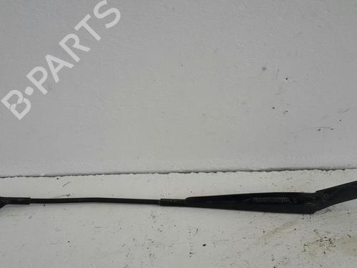 Used Front windshield wiper arm NISSAN PRIMERA Hatchback (P11) 1.8 16V (114 hp) 31958739