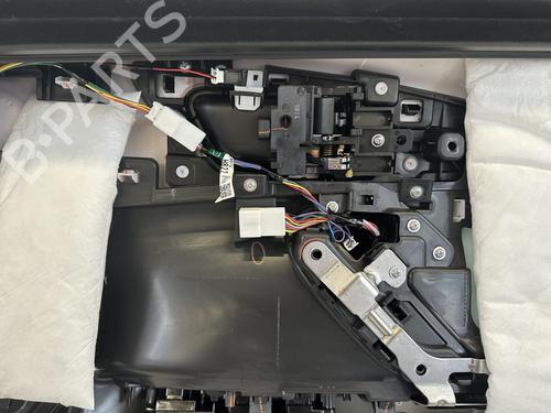 Forra frente esquerda MITSUBISHI ECLIPSE CROSS (GK_, GL_) Plug-in Hybrid 4WD (GL3W) | BP31788659C58 