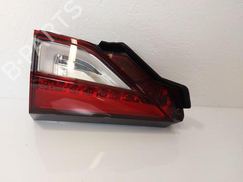 Farolim direito da mala MITSUBISHI ECLIPSE CROSS (GK_, GL_) Plug-in Hybrid 4WD (GL3W) (188 hp) 31788378