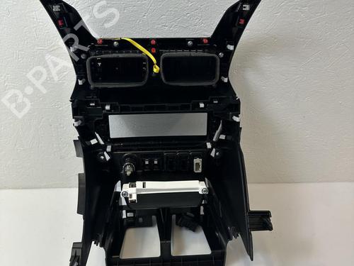 Air vent MITSUBISHI ECLIPSE CROSS (GK_, GL_) Plug-in Hybrid 4WD (GL3W) | BP31788474I21