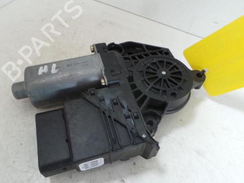 Used Left rear window motor Left rear window motor VW GOLF IV (1J1) 1.9 TDI (101 hp) 31778063 31778063