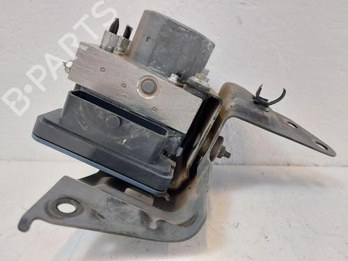 Used ABS pump NISSAN QASHQAI II (J11, J11_) 1.2 DIG-T (115 hp) 31789906