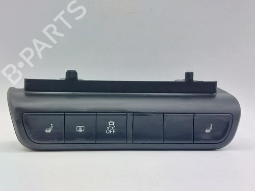 Commutateur AUDI A1 Sportback (8XA, 8XF) 1.2 TFSI (86 hp) 31788015