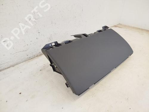 Glove box TESLA MODEL Y (5YJY) Long Range All-wheel Drive | BP31787939C95 