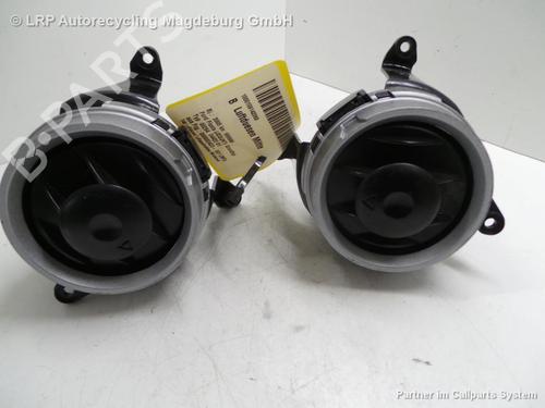 Used Air vent FORD FIESTA V (JH_, JD_) 1.25 16V (70 hp) 31777526