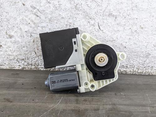 BP31784086O1 main image