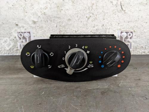 Used Climate control DACIA SANDERO 1.4 (BS0C, BS0A, BS0G, BS1F, BS0E) (75 hp) 31783144