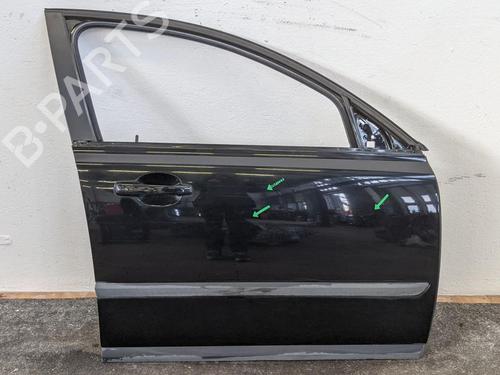 Used Right front door VOLVO V50 (545) 2.0 D (136 hp) 31786436