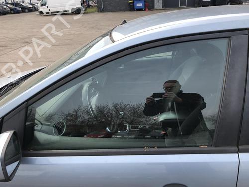 front-left-door-window-ford-focus-ii-saloon-db_-fch-dh-2005-33438542 main image