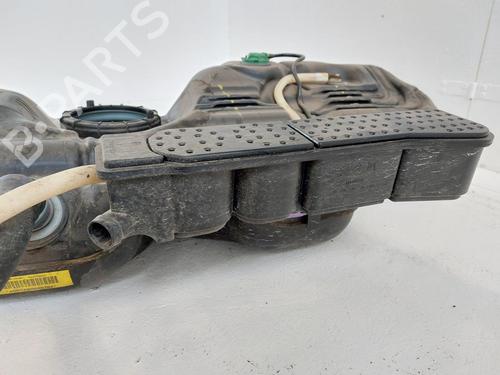 Fuel tank OPEL CORSA F (P2JO) 1.2 (68) | BP31789051C62