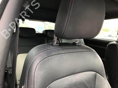 Right front seat KIA SPORTAGE III (SL) 2.0 CRDi AWD | BP31958824C16