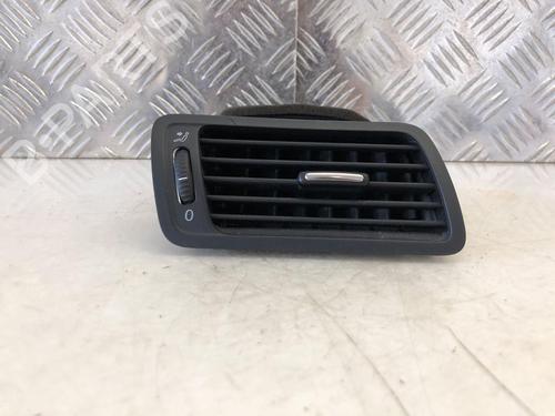 Grille d'aération VW PASSAT B6 Variant (3C5) 1.9 TDI (105 hp) 31786397