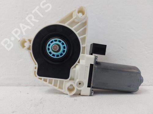 Motor elevalunas delantero derecho VW GOLF VII Variant (BA5, BV5) 1.6 TDI (115 hp) 31789849