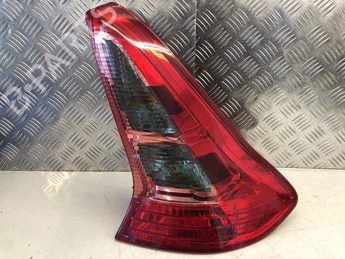 right-taillight-citroen-c4-coupe-la_-2004-2005-2006-2007-2008-2009-2010-2011-2012-2013-31785208 main image