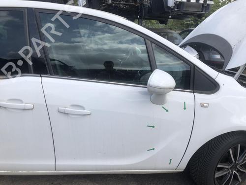 right-front-door-opel-meriva-b-mpv-s10-2010-2011-2012-2013-2014-2015-2016-2017-31958789 main image